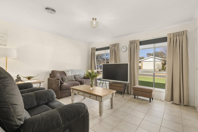 Photo - 1/24 Helen Mayo Crescent, Bonython ACT 2905 - Image 5