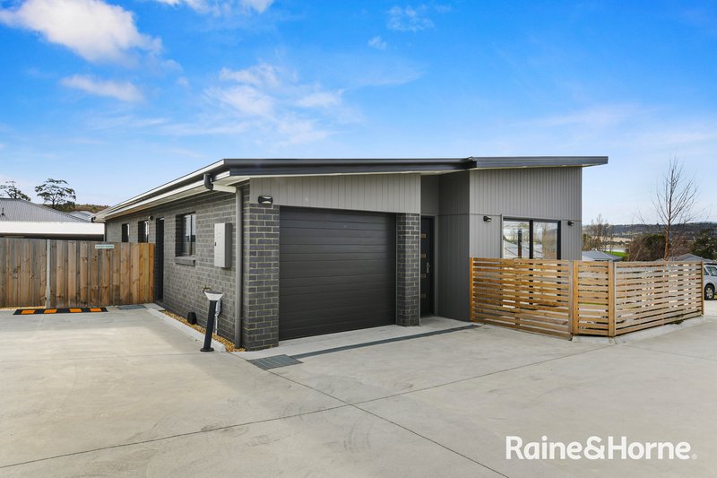 1/24 Heron Crescent, Midway Point TAS 7171