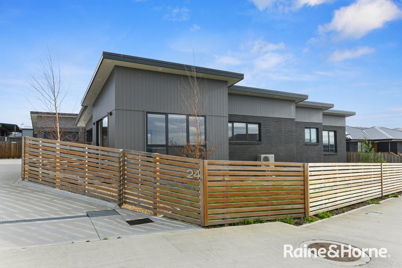 Photo - 1/24 Heron Crescent, Midway Point TAS 7171 - Image 3