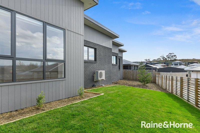 Photo - 1/24 Heron Crescent, Midway Point TAS 7171 - Image 5