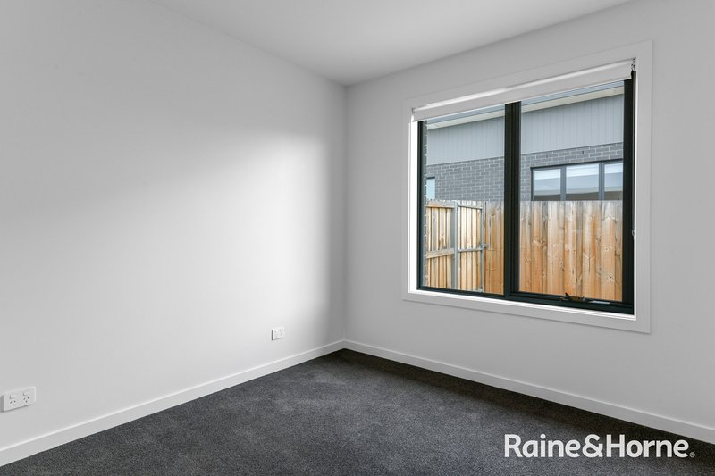 Photo - 1/24 Heron Crescent, Midway Point TAS 7171 - Image 12