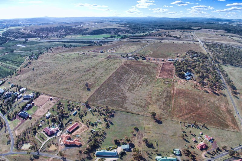 Photo - 124 Hopetoun Park Road, Hopetoun Park VIC 3340 - Image 2
