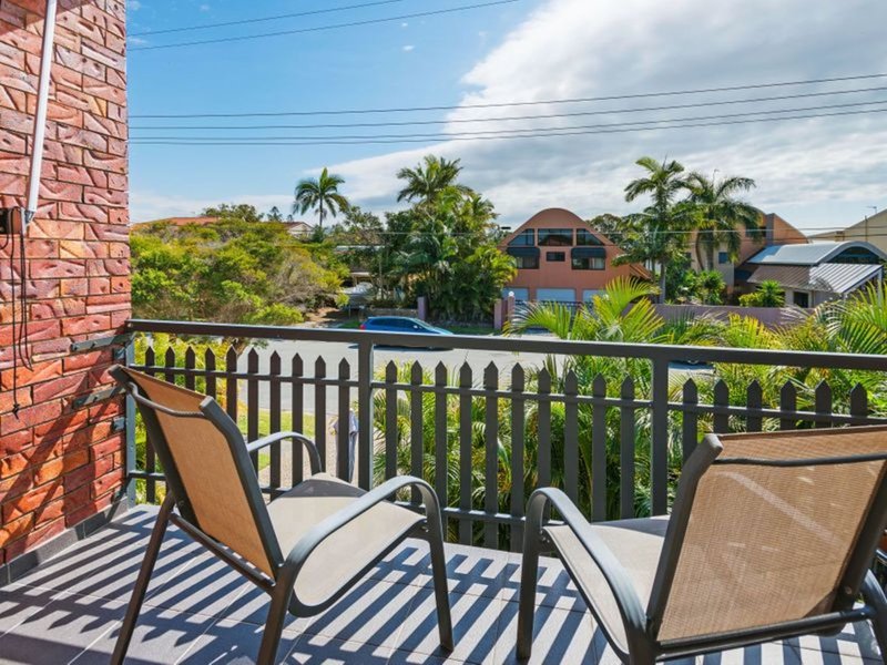 Photo - 1/24 Howard Street, Runaway Bay QLD 4216 - Image 9