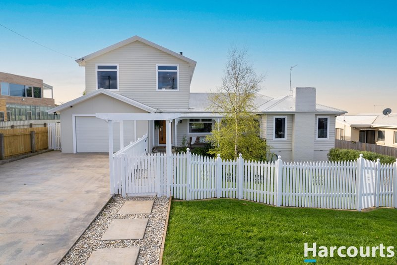 Photo - 124 James Street, Devonport TAS 7310 - Image 2