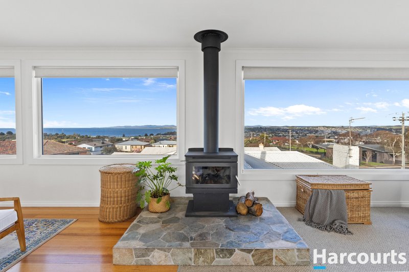 Photo - 124 James Street, Devonport TAS 7310 - Image 10