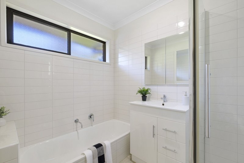 Photo - 1/24 James Street, Strathdale VIC 3550 - Image 9