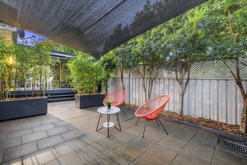 Photo - 1/24 James Street, Strathdale VIC 3550 - Image 12