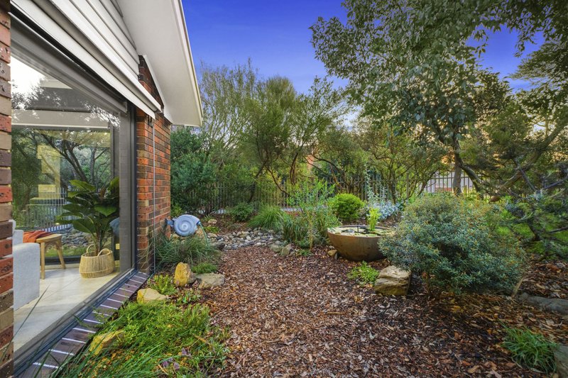 Photo - 1/24 James Street, Strathdale VIC 3550 - Image 15