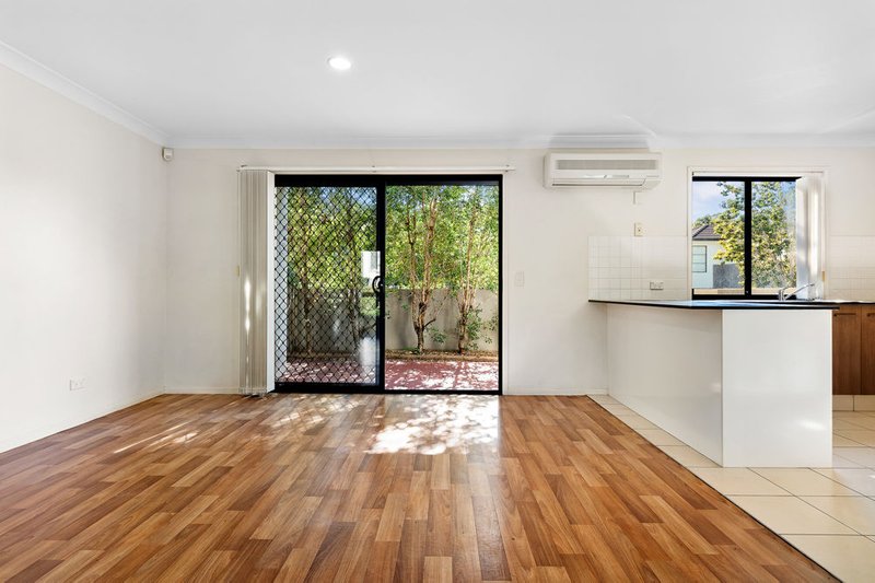 Photo - 1/24 Jessica Drive, Upper Coomera QLD 4209 - Image 5