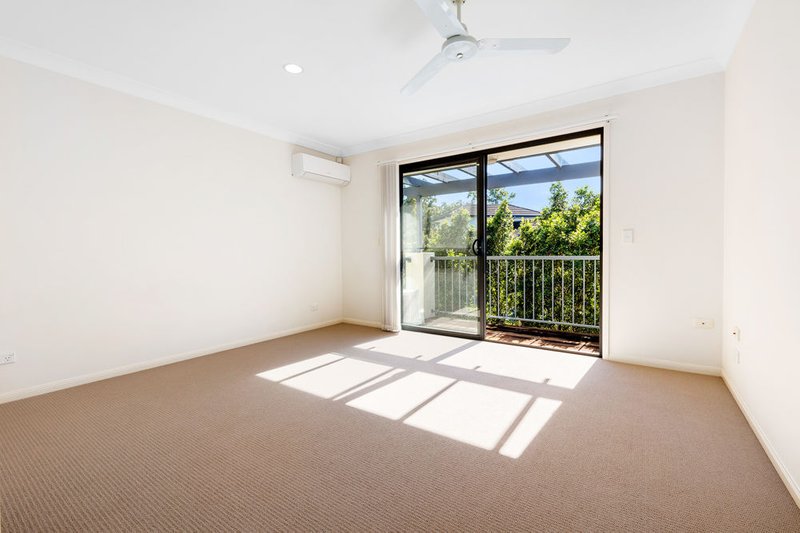 Photo - 1/24 Jessica Drive, Upper Coomera QLD 4209 - Image 12