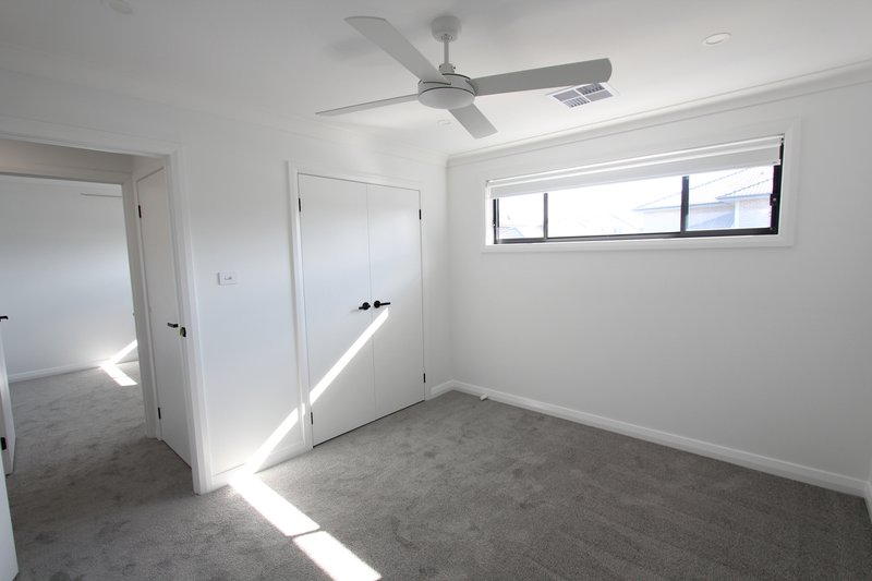 Photo - 124 Maddecks Avenue, Moorebank NSW 2170 - Image 7