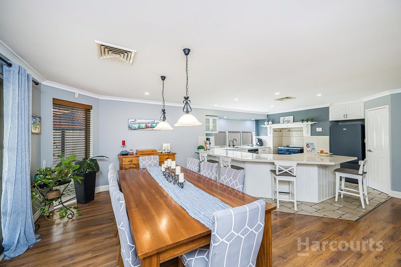 Photo - 124 Manchester Drive, Hocking WA 6065 - Image 22