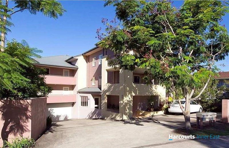 Photo - 1/24 Mclay Street, Coorparoo QLD 4151 - Image 1