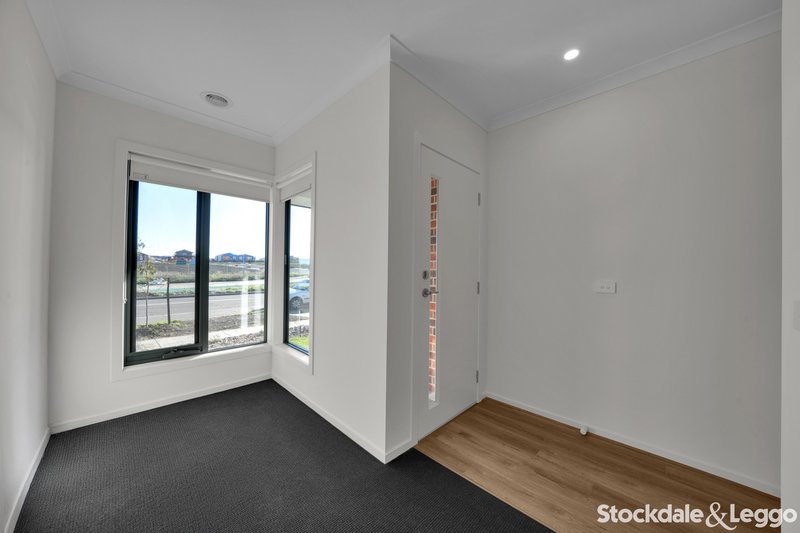 Photo - 124 Monakeeba Boulevard, Woodstock VIC 3751 - Image 2