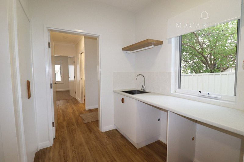 Photo - 1/24 Monash Crescent, Mount Austin NSW 2650 - Image 4