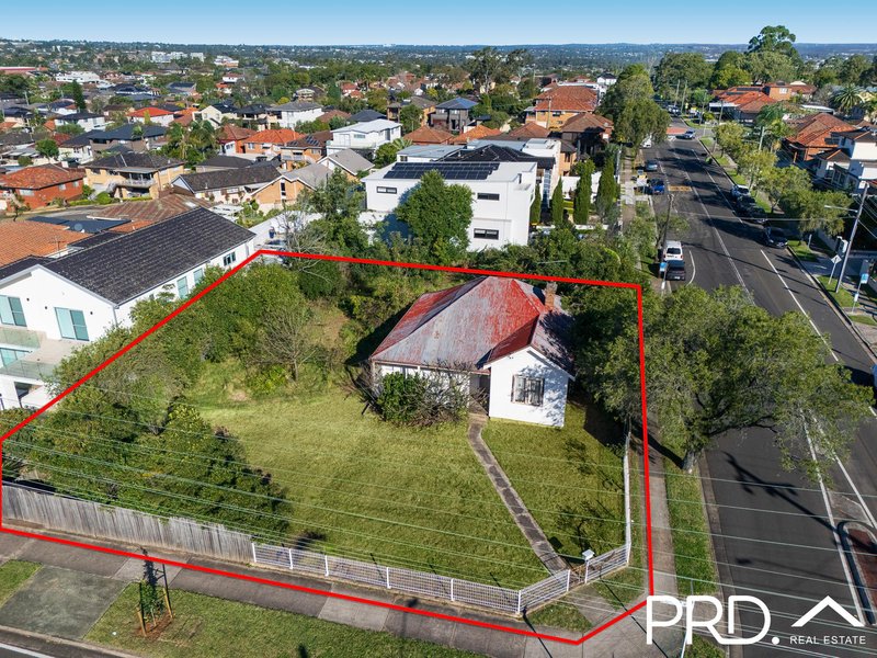 Photo - 124 Old Kent Road, Mount Lewis NSW 2190 - Image 1