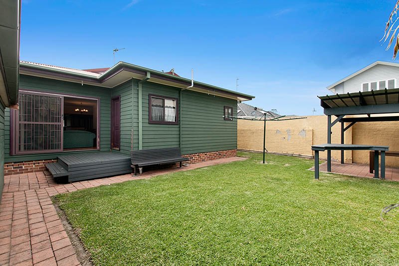 Photo - 124 Osborne Parade, Warilla NSW 2528 - Image 3