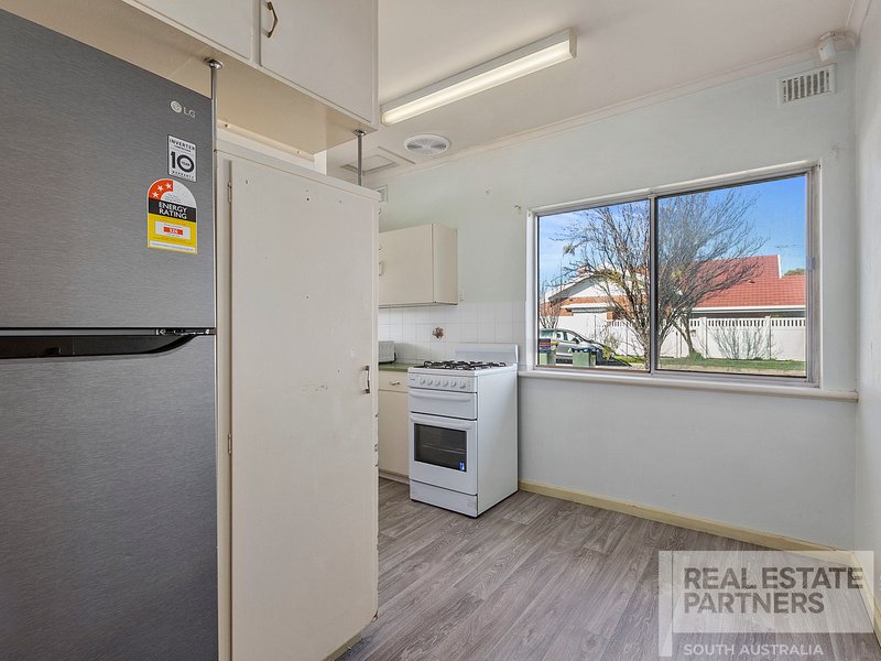 Photo - 1/24 Panmure Place, Woodville North SA 5012 - Image 5