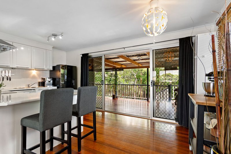 Photo - 124 Plucks Road, Arana Hills QLD 4054 - Image 14