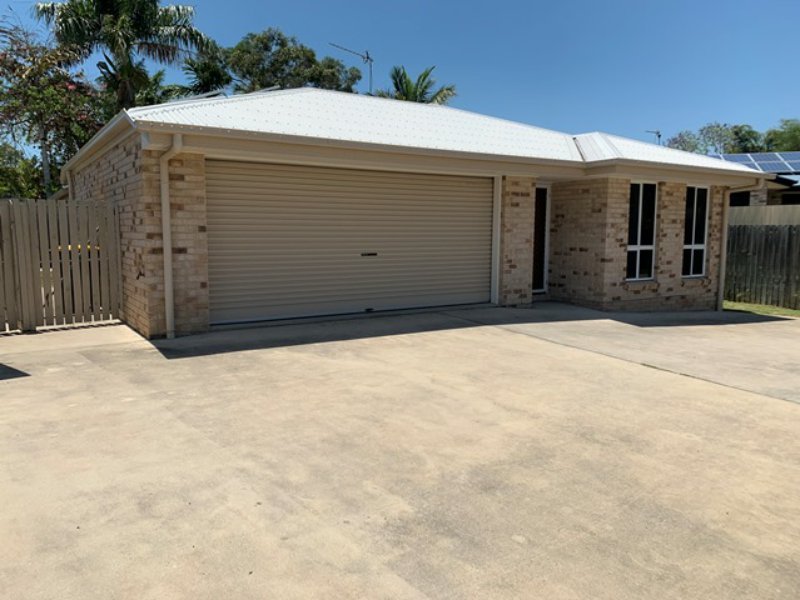 Photo - 1/24 Richard Street, Boyne Island QLD 4680 - Image 1