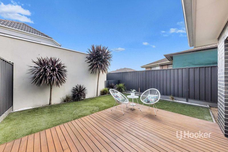 Photo - 1/24 Rymill Court, Altona North VIC 3025 - Image 13