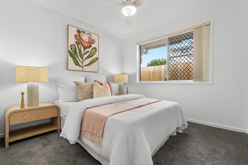 Photo - 124 Singer Street, Wynnum QLD 4178 - Image 7