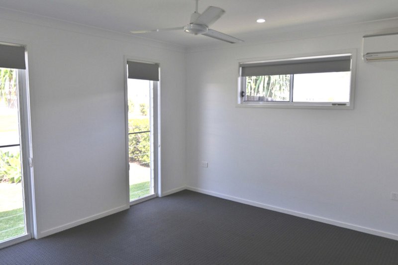 Photo - 1/24 Sorrento Drive, Bargara QLD 4670 - Image 7