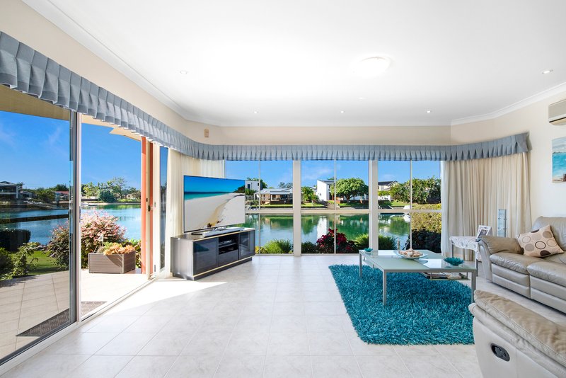 Photo - 124 Tallebudgera Drive, Palm Beach QLD 4221 - Image 10