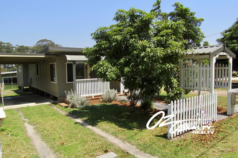 Photo - 124 Tallyan Point Road, Basin View NSW 2540 - Image 5