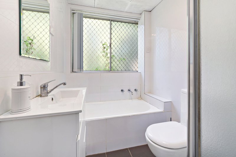 Photo - 1/24 Tavistock Road, Homebush West NSW 2140 - Image 5