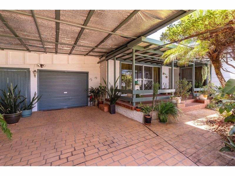 Photo - 124 The Lakes Way, Forster NSW 2428 - Image 13