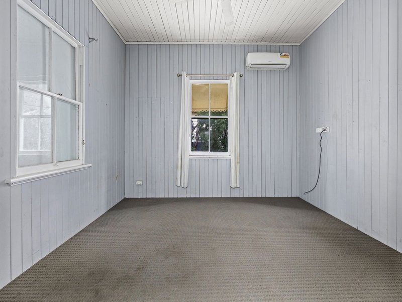 Photo - 124 Thorn Street, Ipswich QLD 4305 - Image 7