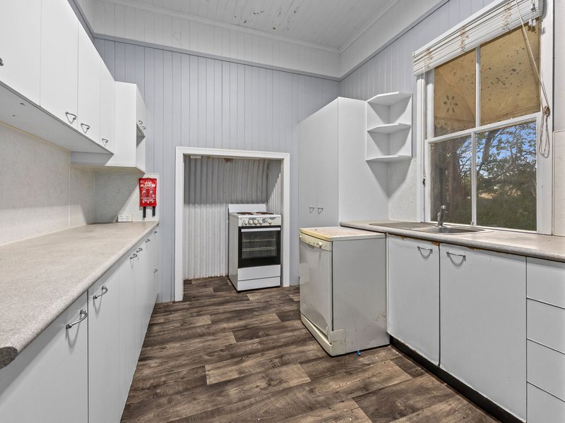Photo - 124 Thorn Street, Ipswich QLD 4305 - Image 9