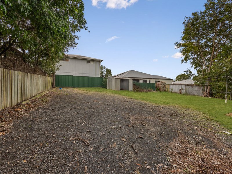 Photo - 124 Thorn Street, Ipswich QLD 4305 - Image 13