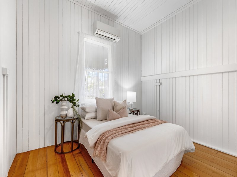 Photo - 124 Thorn Street, Ipswich QLD 4305 - Image 12