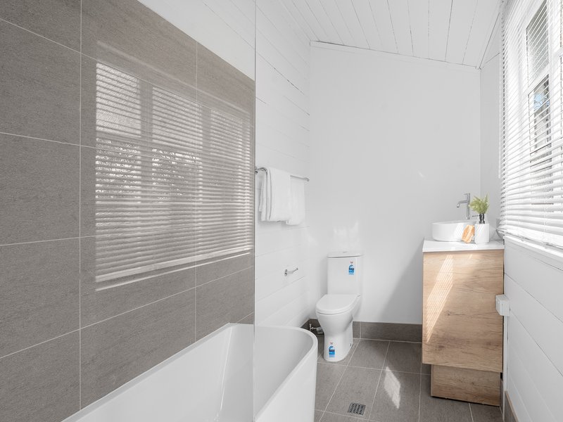 Photo - 124 Thorn Street, Ipswich QLD 4305 - Image 14