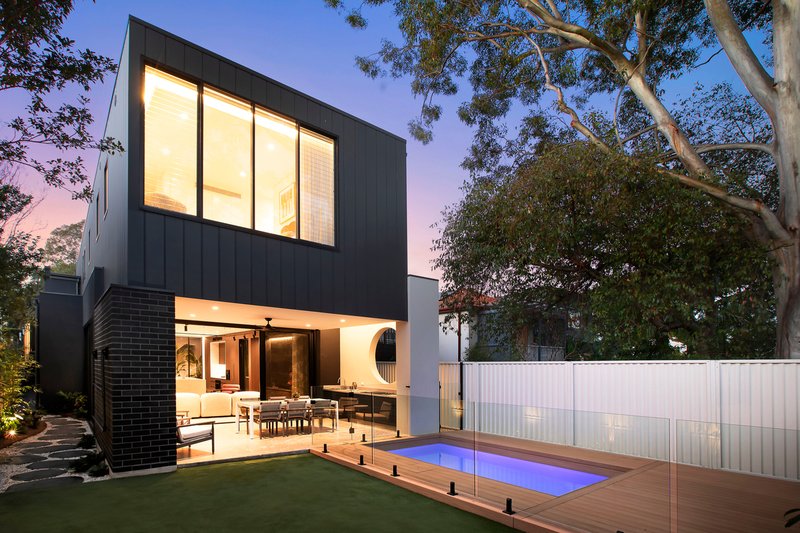 Photo - 124 Warren Road, Marrickville NSW 2204 - Image 2