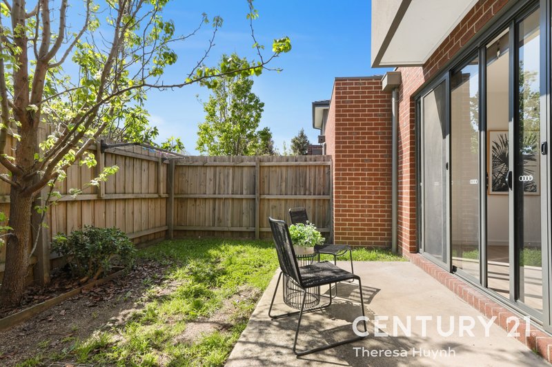 Photo - 1/24 Wordsworth Avenue, Clayton South VIC 3169 - Image 11