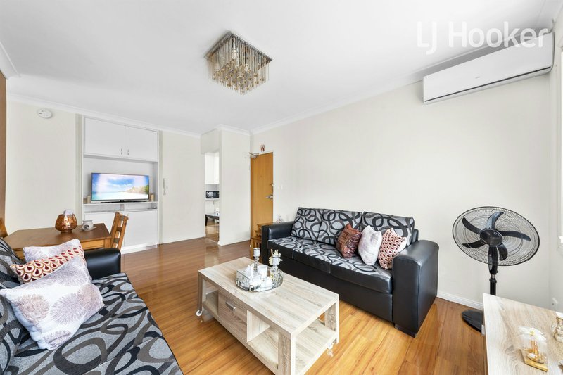 Photo - 1/24 York Street, Fairfield NSW 2165 - Image 2