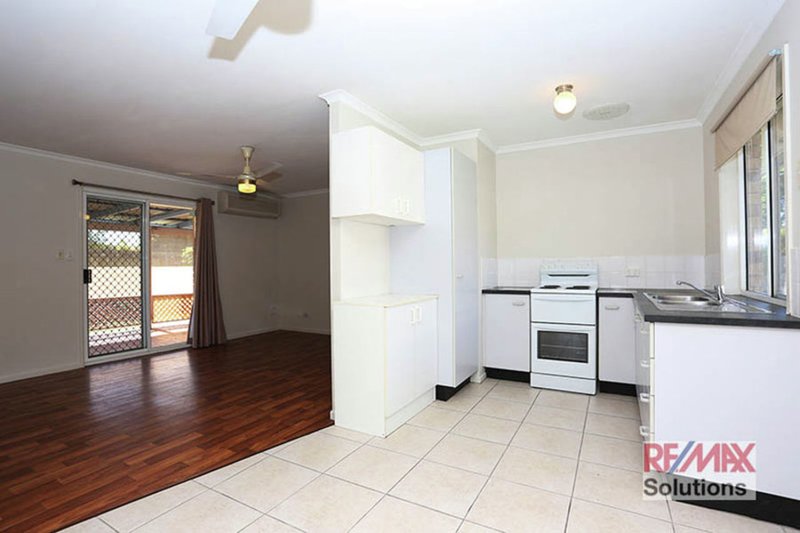 Photo - 124 Youngs Crossing Road, Lawnton QLD 4501 - Image 2