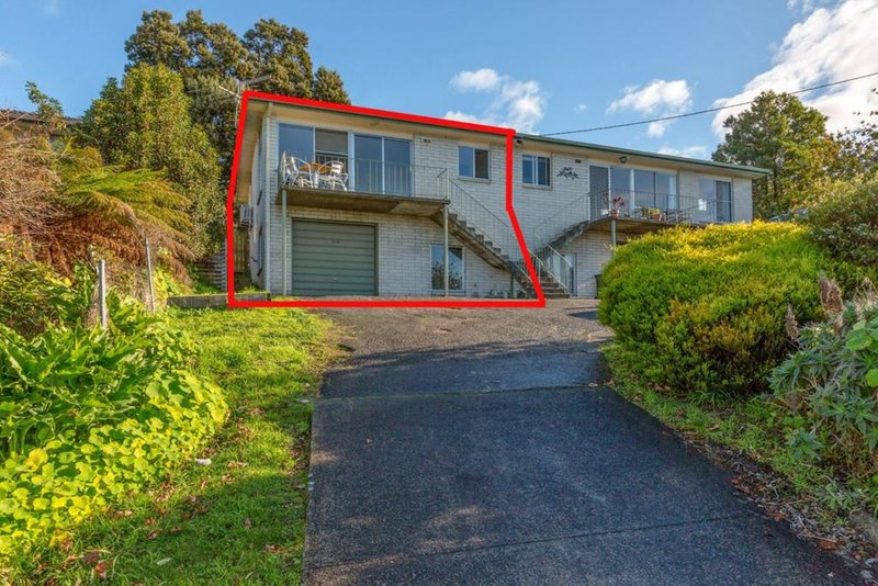 Photo - 1/241A Roslyn Avenue, Blackmans Bay TAS 7052 - Image 4