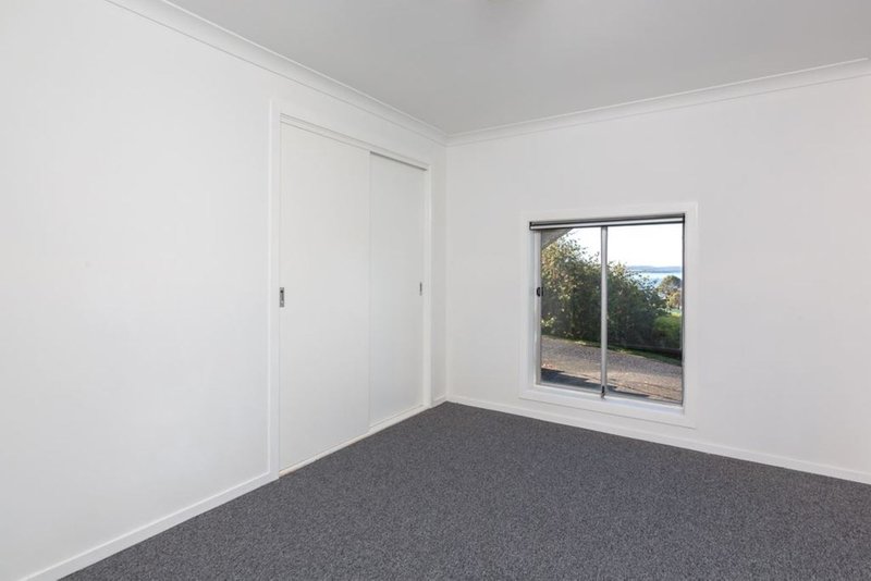 Photo - 1/241A Roslyn Avenue, Blackmans Bay TAS 7052 - Image 16