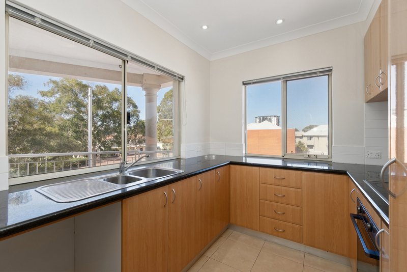 Photo - 12/42 Grand Boulevard, Joondalup WA 6027 - Image 10