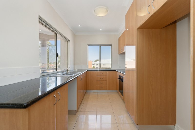 Photo - 12/42 Grand Boulevard, Joondalup WA 6027 - Image 12