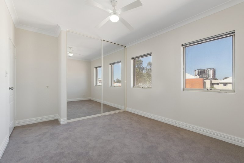 Photo - 12/42 Grand Boulevard, Joondalup WA 6027 - Image 23