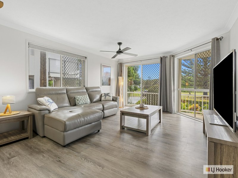 Photo - 1/242 Marine Parade, Kingscliff NSW 2487 - Image 3