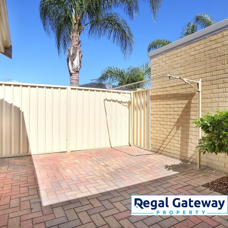 Photo - 12/42 Merrifield Avenue, Kelmscott WA 6111 - Image 8