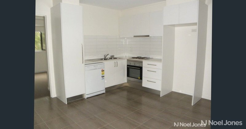 Photo - 12/42 Sherbrook Avenue, Ringwood VIC 3134 - Image 3