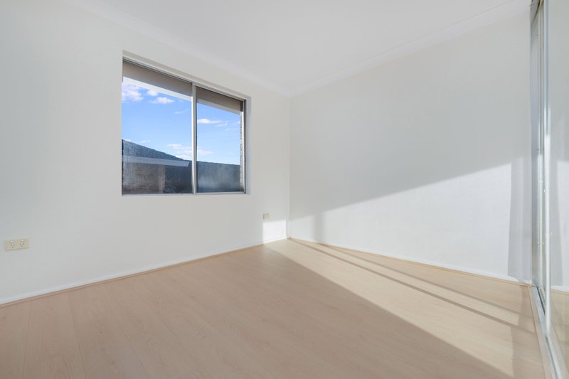 Photo - 12/42 The Avenue, Hurstville NSW 2220 - Image 6