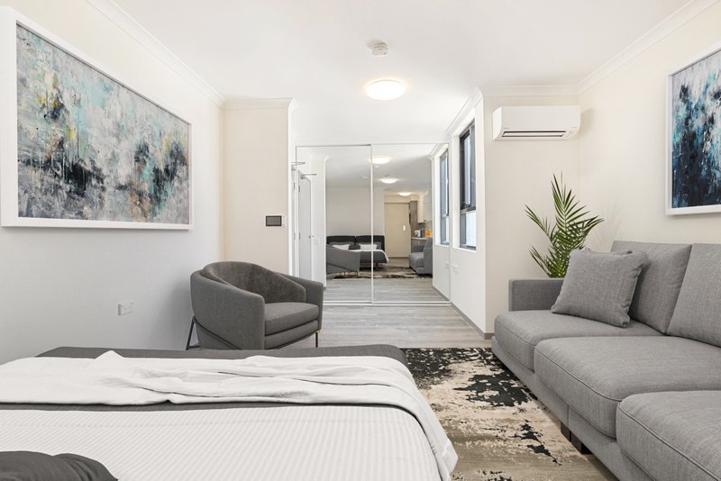 Photo - 1/242 Warringah Road, Beacon Hill NSW 2100 - Image 2